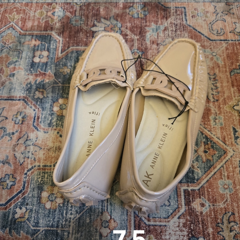 Ann Klein dress shoes